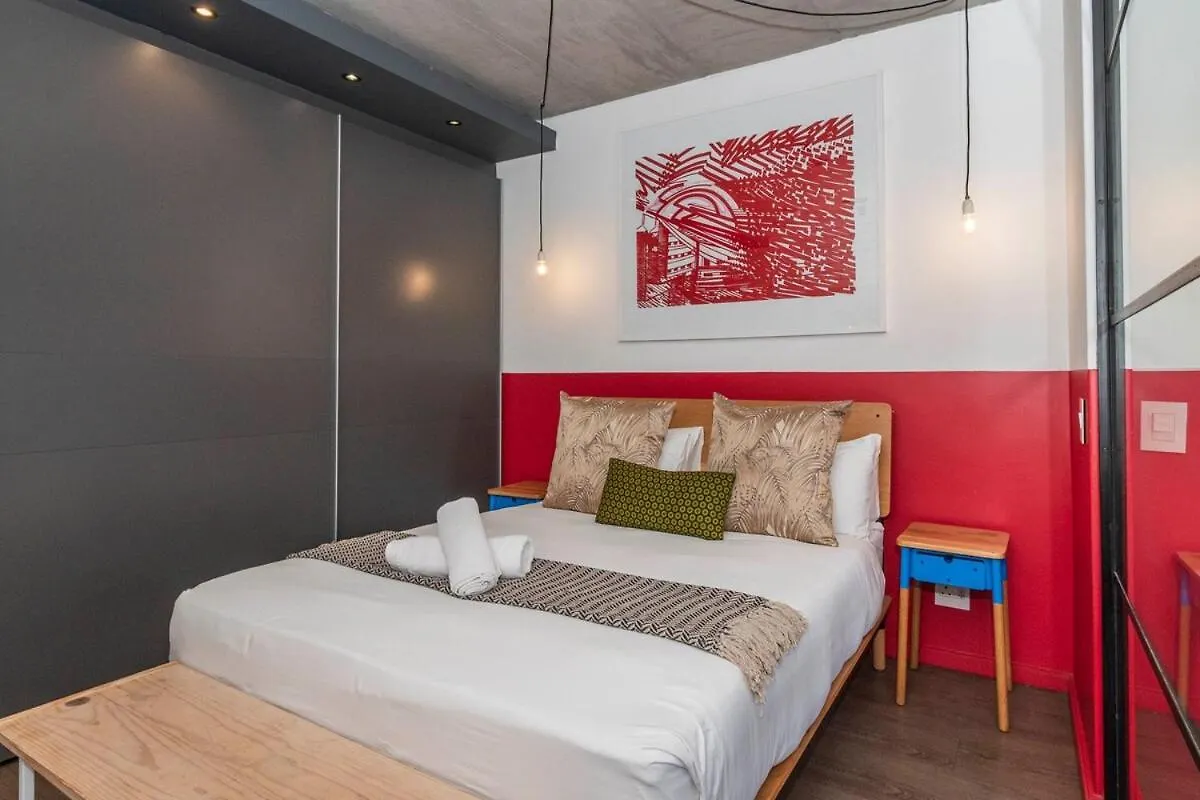 Contemporary Style In Woodstock Daire Cape Town 0*,  Güney Afrika