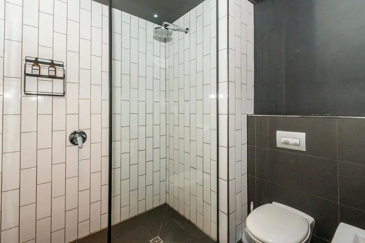 Contemporary Style In Woodstock Daire Cape Town